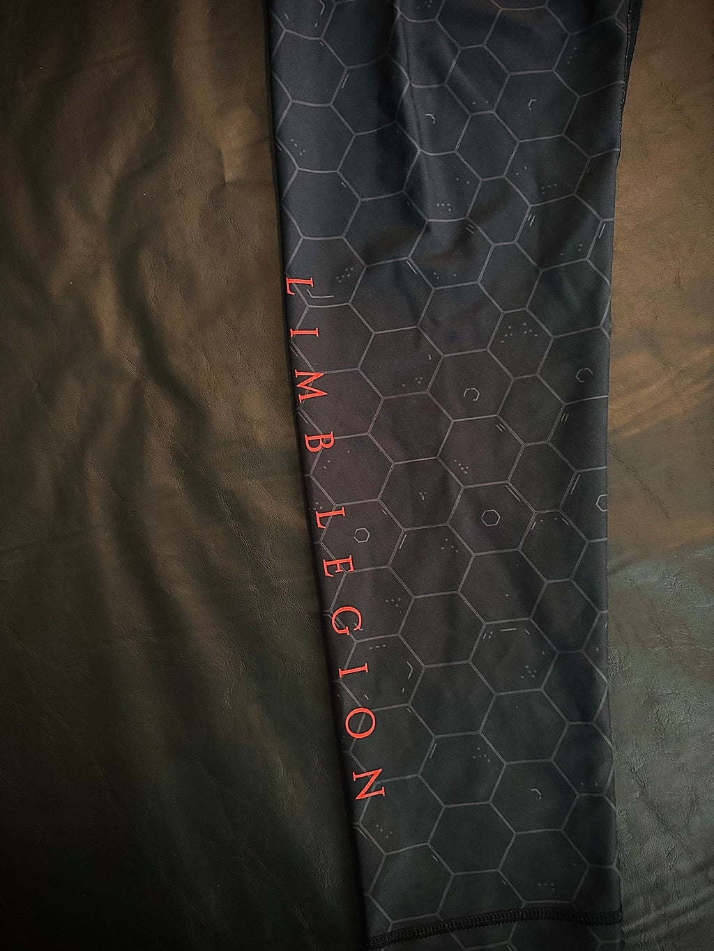 LIMB LEGION MENS JIU JITSU SPATS HAFF & HALF - BLACK GRAPPLING COMPRESSION SPATS